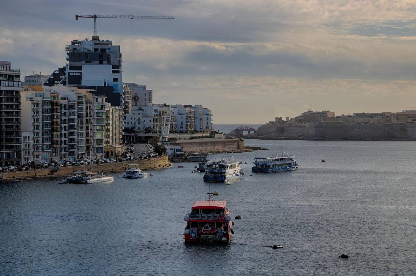 The Strand Apartments By Homely Sliema Exterior photo